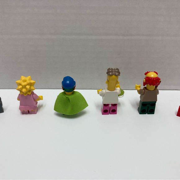 LEGO Simpsons Series 2 Mini Figurines - Picture 6 of 11